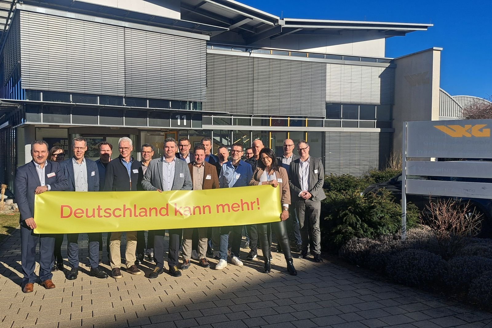 2026-02-25 Cluster  Automotive